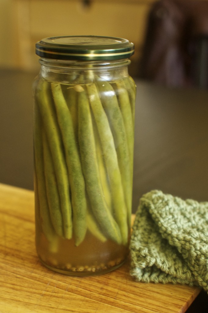 Quick Pickled Green Beans